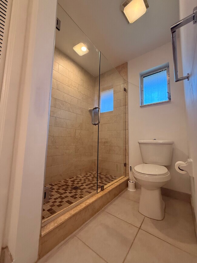 Foto del edificio - 161 Pebble Beach Cir