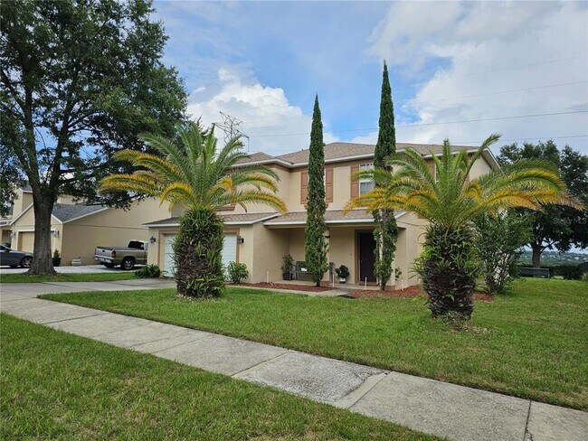 Building Photo - 699 Skyridge Rd