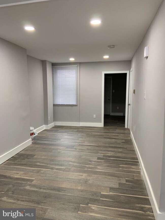 Foto del edificio - 4220 Wallace St