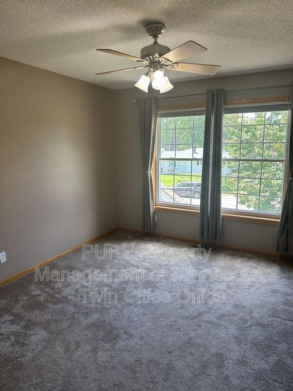 Building Photo - 1786 Ide St