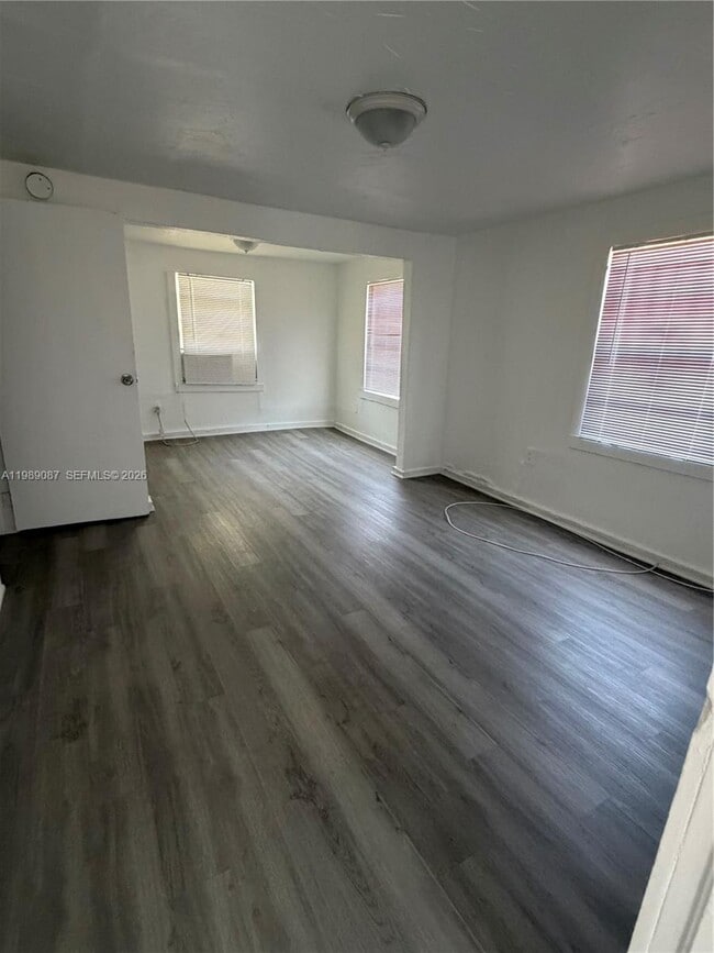 Foto del edificio - 1811 NW 84th St