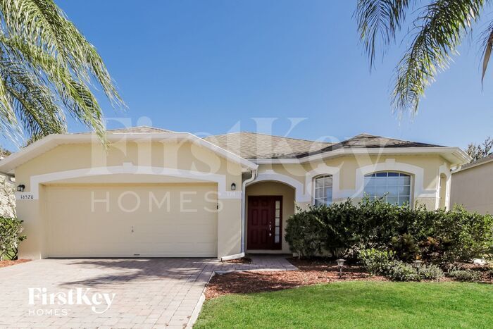 Foto principal - 16520 Deer Chase Loop