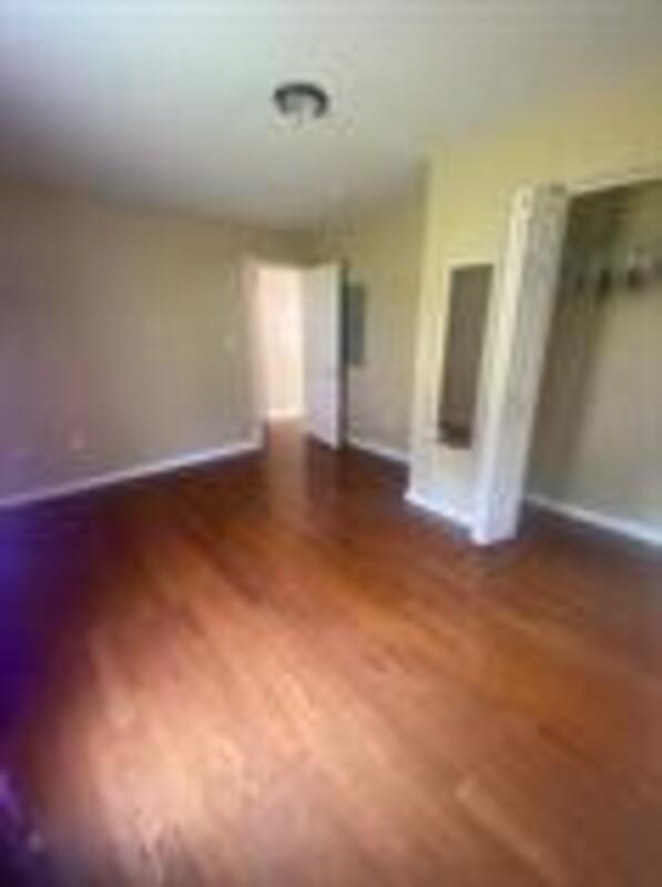 Building Photo - 133 Restwood Pl