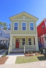 Building Photo - 307 Saint Anns Alley