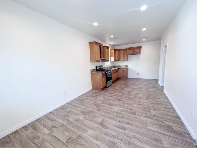 Building Photo - 12285 Zeta St