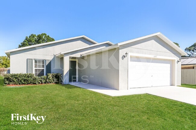 Foto del edificio - 1371 SW Sudder Ave