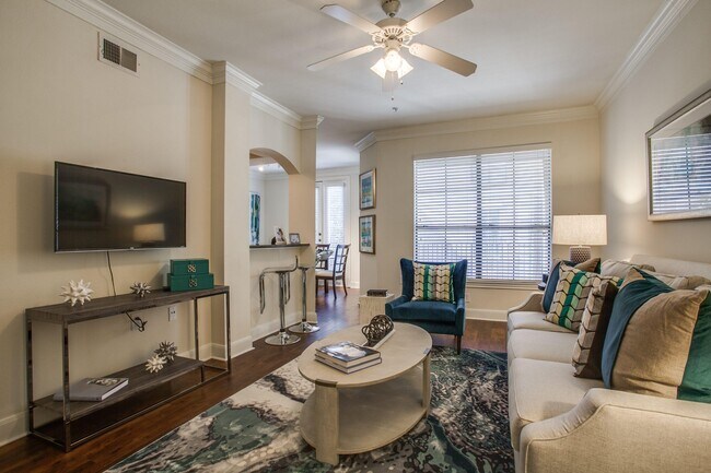 Building Photo - I'll be damned look at this 1BR