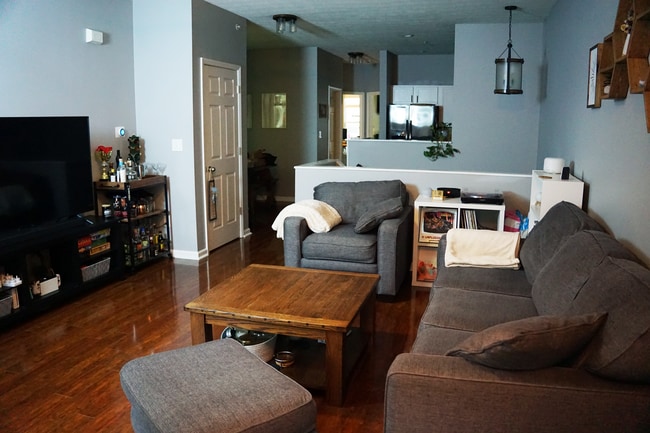 Building Photo - 1061 Reserve Way