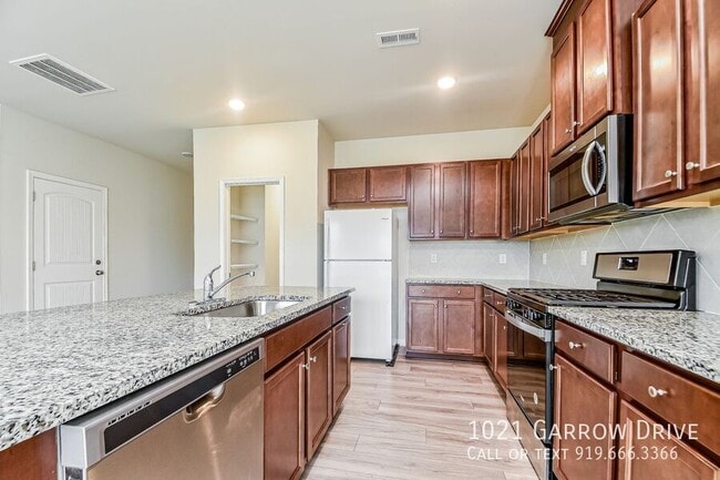 Building Photo - 1021 Garrow Dr