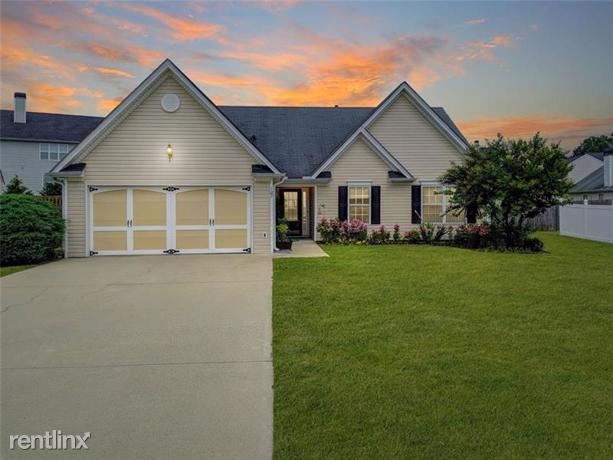 Primary Photo - 3 br, 2 bath House - 102 Overlook Court