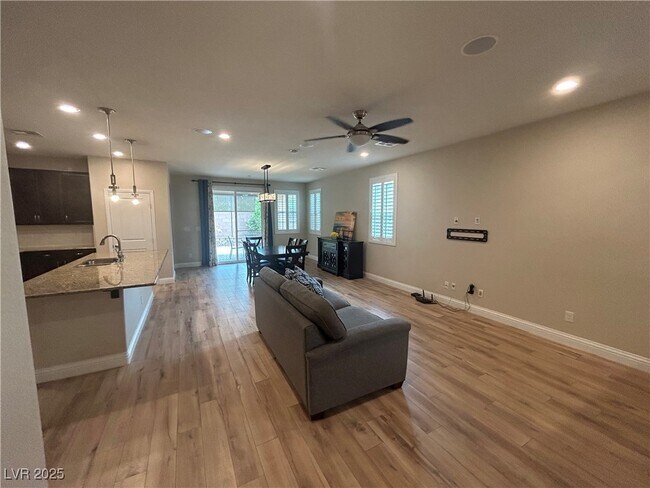 Building Photo - 2236 Messina Mesa Ct
