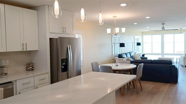 Building Photo - 6400 Flotilla Dr