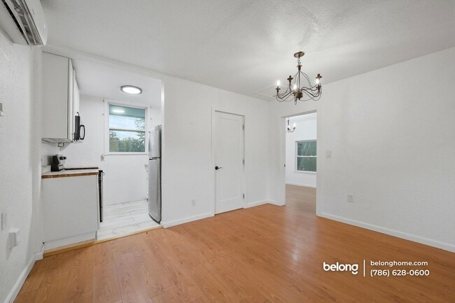 Building Photo - 1226 Easter Ave