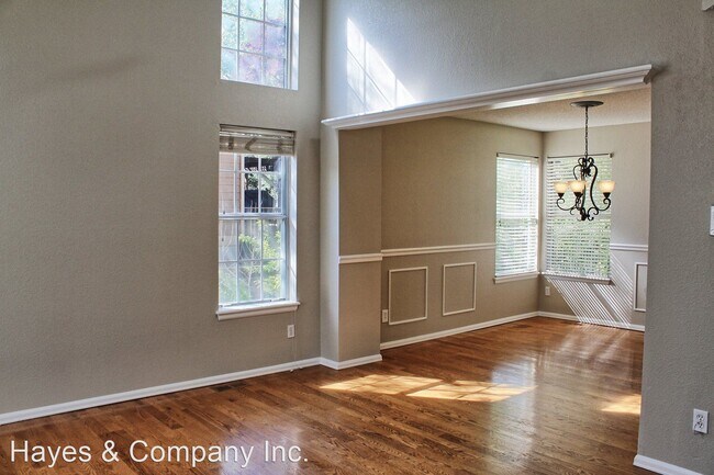 Foto del edificio - 4 br, 3 bath House - 4621 N Blazingstar Trail