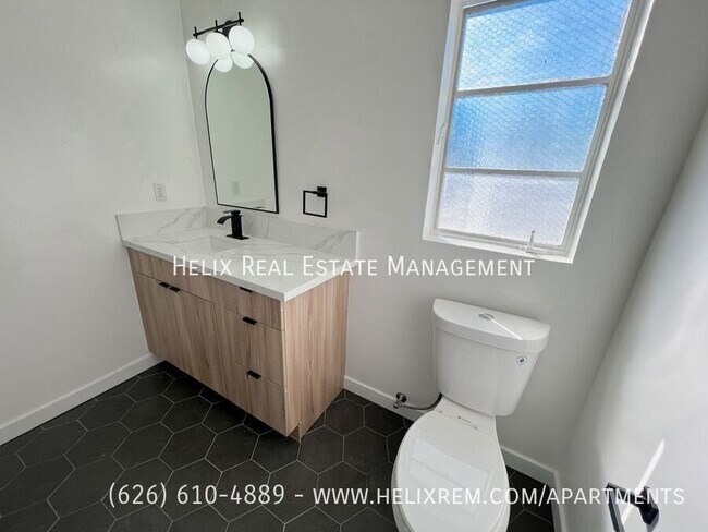 Foto del edificio - 1313 Huntington Dr