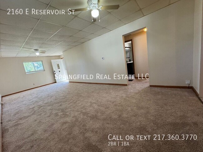 Foto del edificio - 2160 E Reservoir St