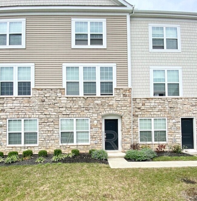 Building Photo - 356 Autumn Ridge Cir
