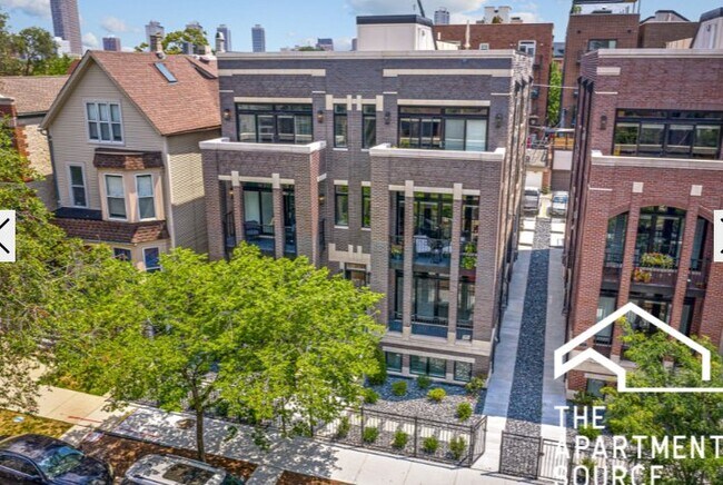 Foto del edificio - 3347 N Kenmore Ave