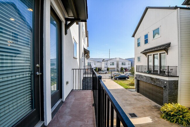 Foto del edificio - 2010 St Charles St