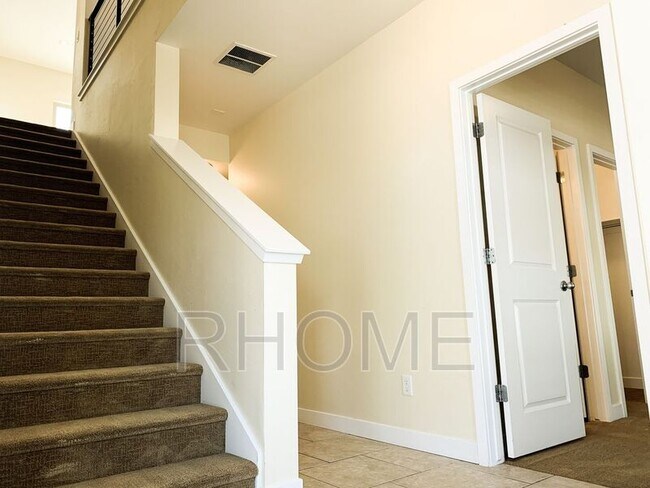 Building Photo - 7534 Coreiano Ln