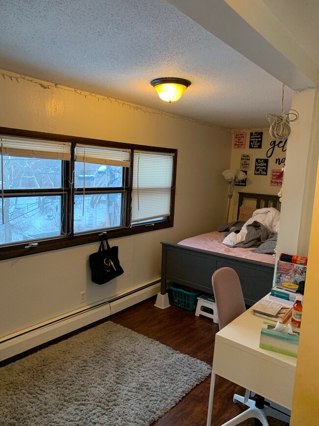 Foto del edificio - 513 8th Ave SE