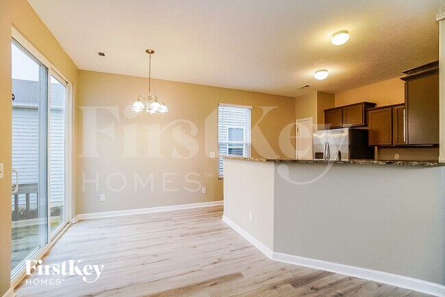 Foto del edificio - 5679 Battle Creek Way