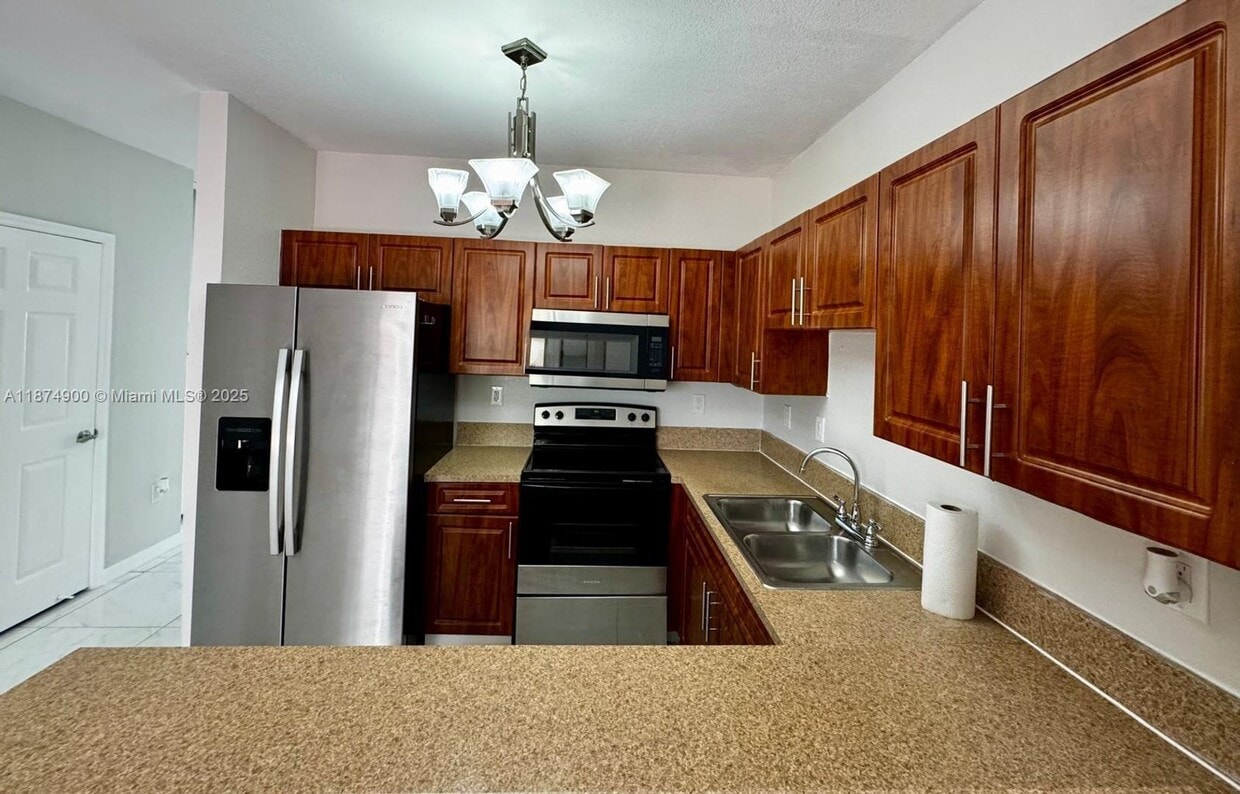 Foto principal - 10968 SW 182nd Ln