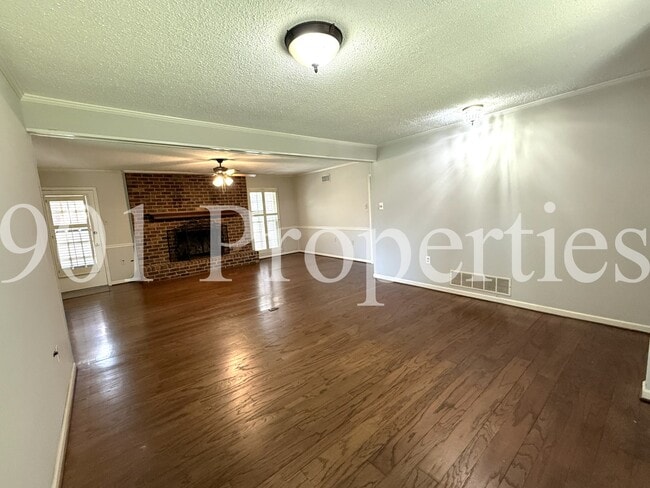 Building Photo - 7120 Toro Cove