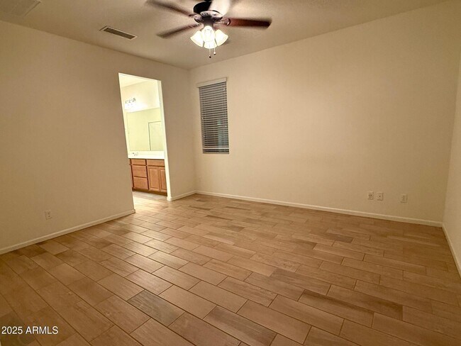 Foto del edificio - 7621 W Quail Track Dr
