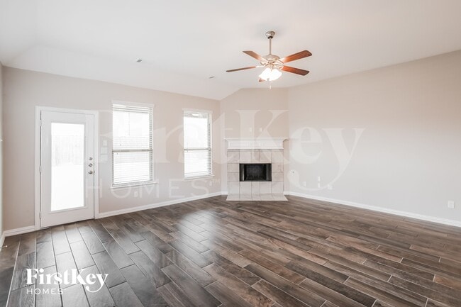 Foto del edificio - 304 Stefani Dr