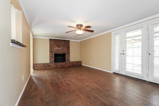 Foto del edificio - 1401 SE 10th St