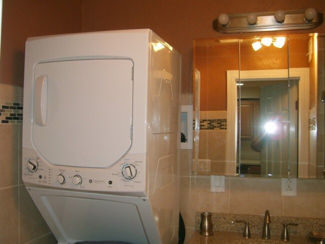 Foto del interior - 525 W Portland St
