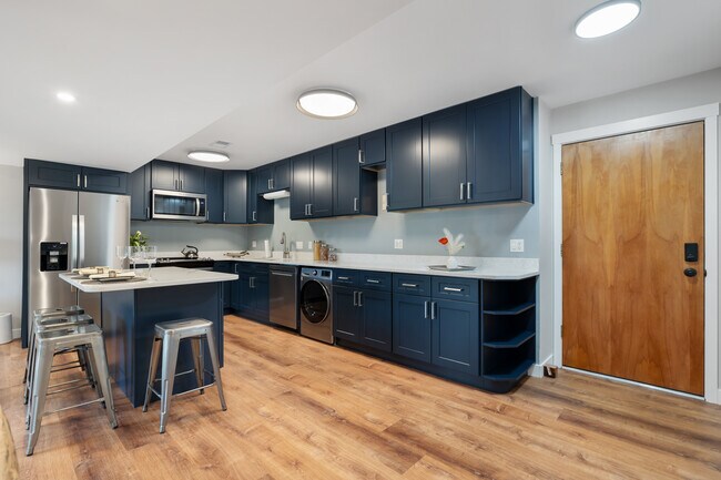 Foto del edificio - 1606 Cottonwood Dr