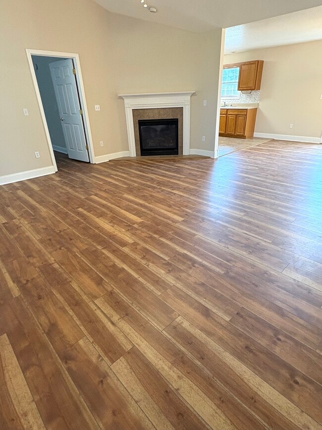 Photo - 2540 Covington Cir House