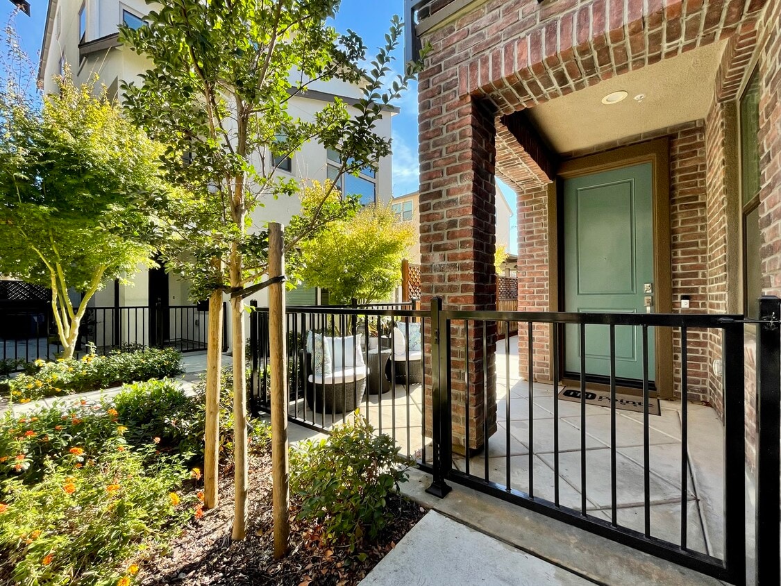 Photo - 2113 Jubilee Dr (Hayward, CA)