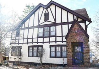 Building Photo - 5446 Charlotte St