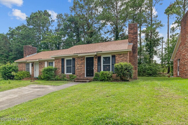 Building Photo - 111 Windsor Ct