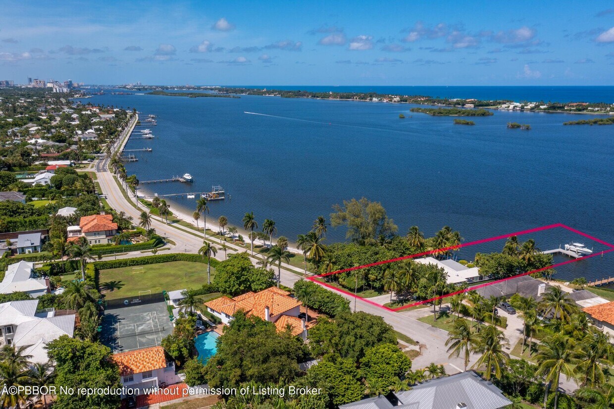 Primary Photo - 7500 S Flagler Dr