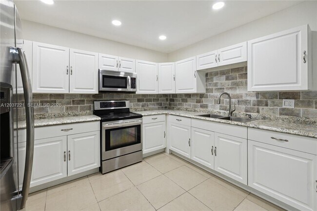 Foto del edificio - 15131 SW 58th St