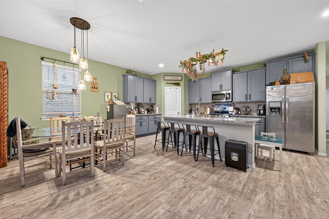 Foto del edificio - 2314 Fallen Willow Ct