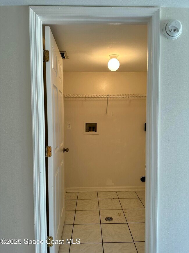 Foto del edificio - 1600 Woodland Dr