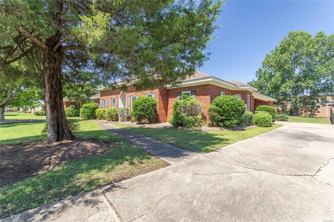 Foto del edificio - 1855 Brookstone Dr