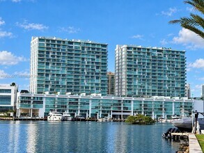 Building Photo - 400 Sunny Isles Blvd