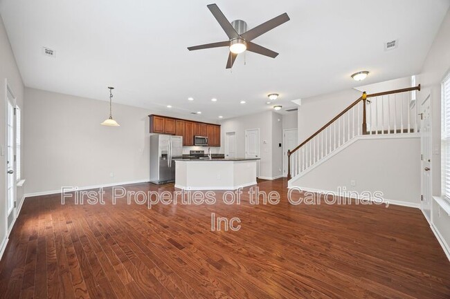 Building Photo - 7333 Adare Mews Rd