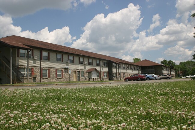 Building Photo - Kemper Manor Apartments