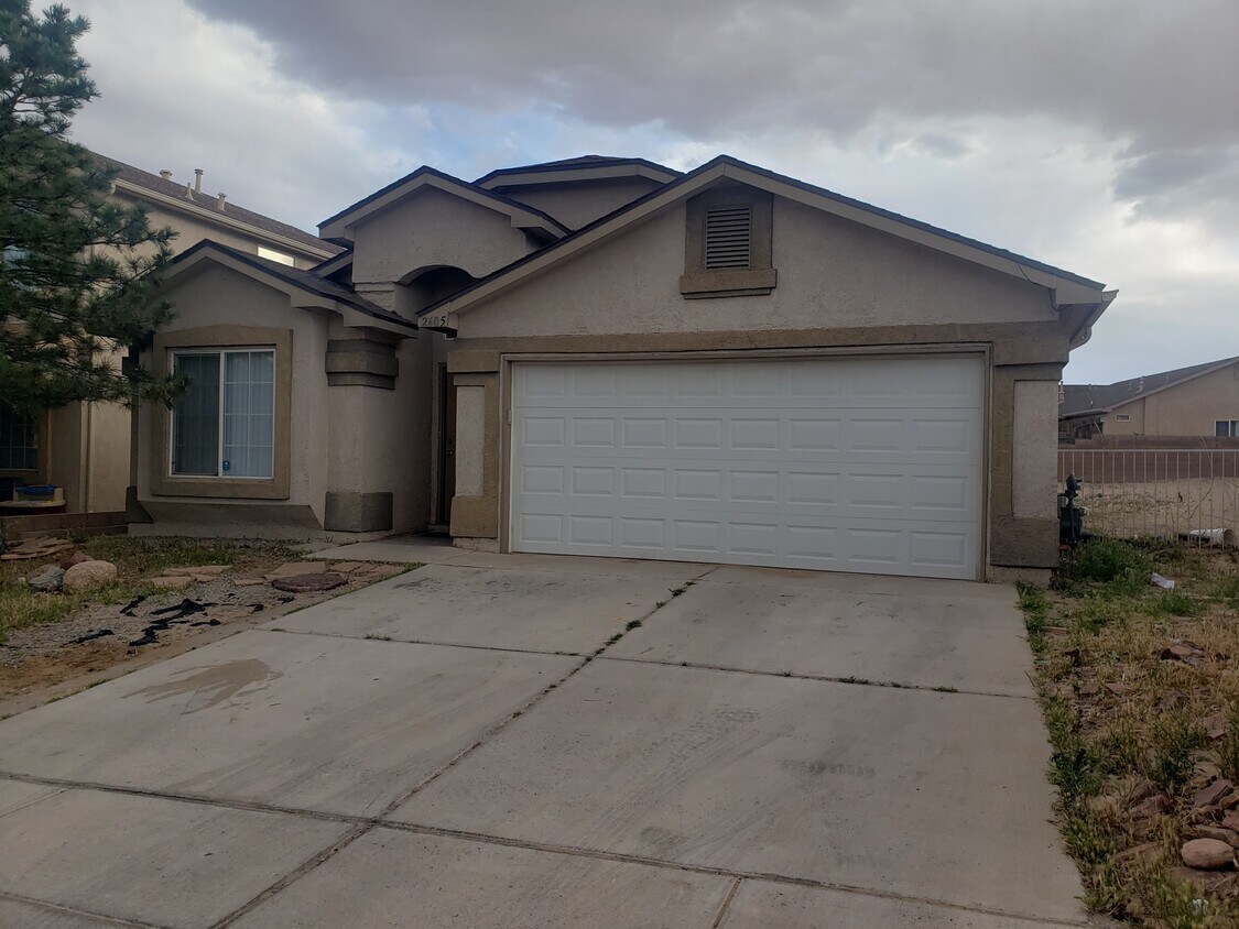 Foto principal - 2605 Silver Star Dr SW