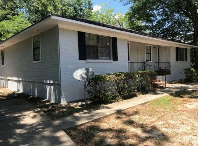 Building Photo - 2BR/1BA in Ozark, AL
