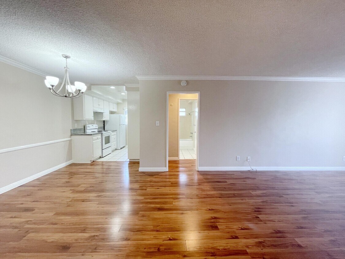 Foto principal - 1204 Pine St