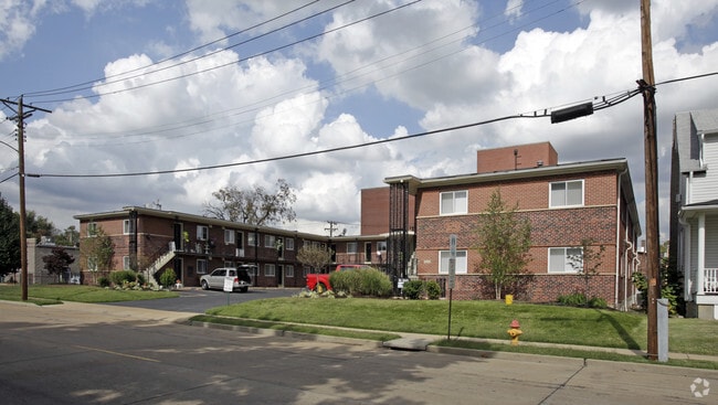 Building Photo - Southwest Court Apartments