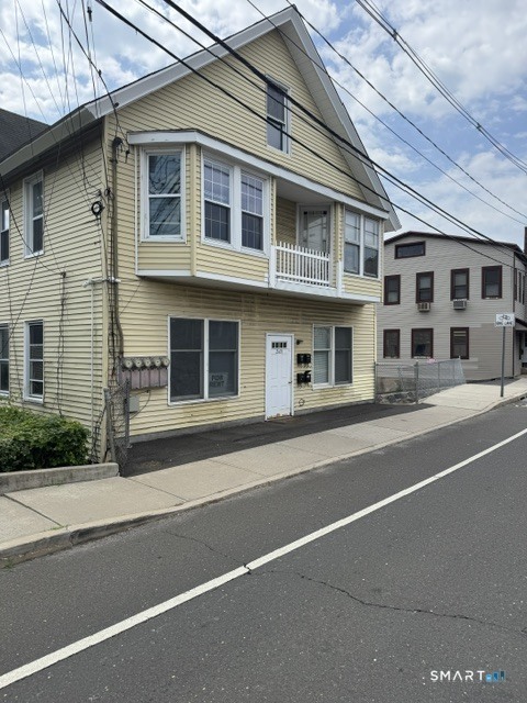 Building Photo - 265 East Ave